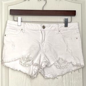 Angel Kiss High Rise Lace Trim Distressed Denim Shorts Boho Festival, Sz 27